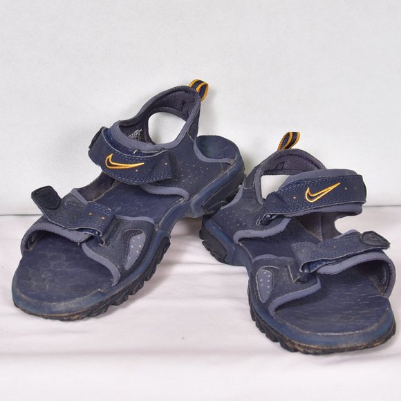 womens nike sandal trainers